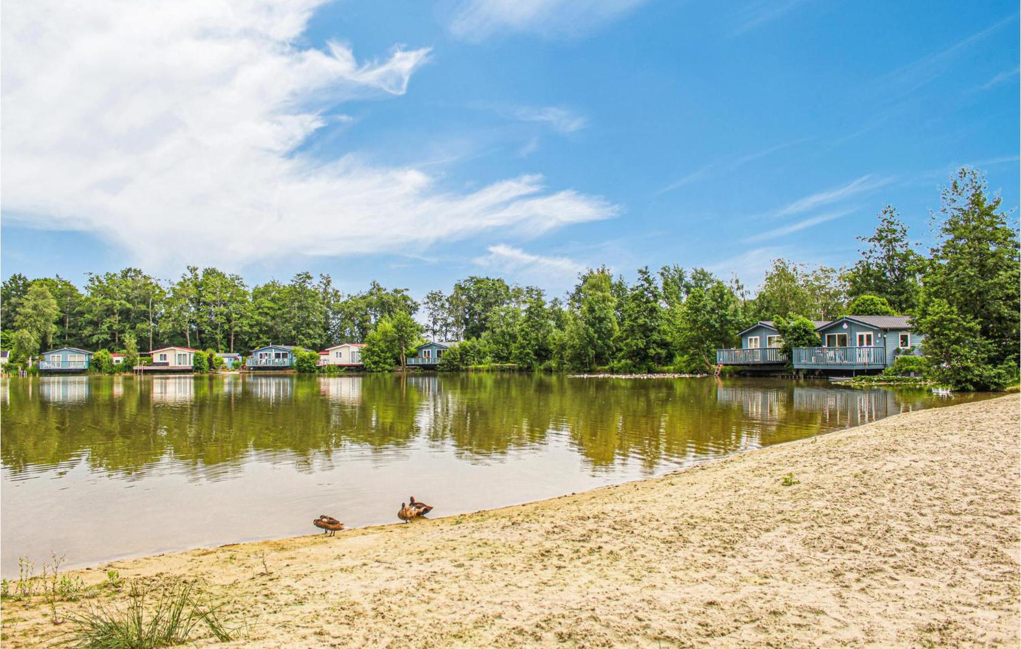 Chalet 84 Oosterwolde  ภายนอก รูปภาพ